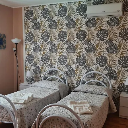 Regina 4*